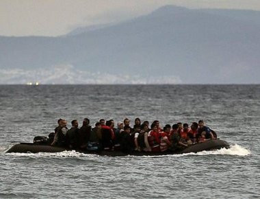 Συνεχίζονται οι ροές των μεταναστών στα νησιά του Αιγαίου